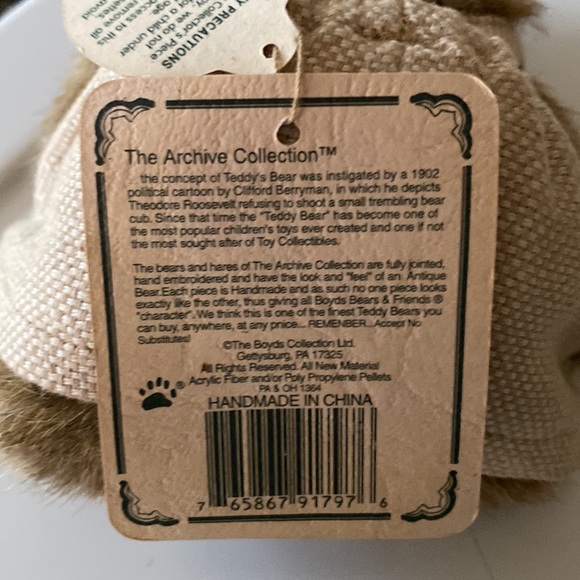 Vintage Genuine Boyds Bear: Melinda S. Willoughby - Picture 5 of 5